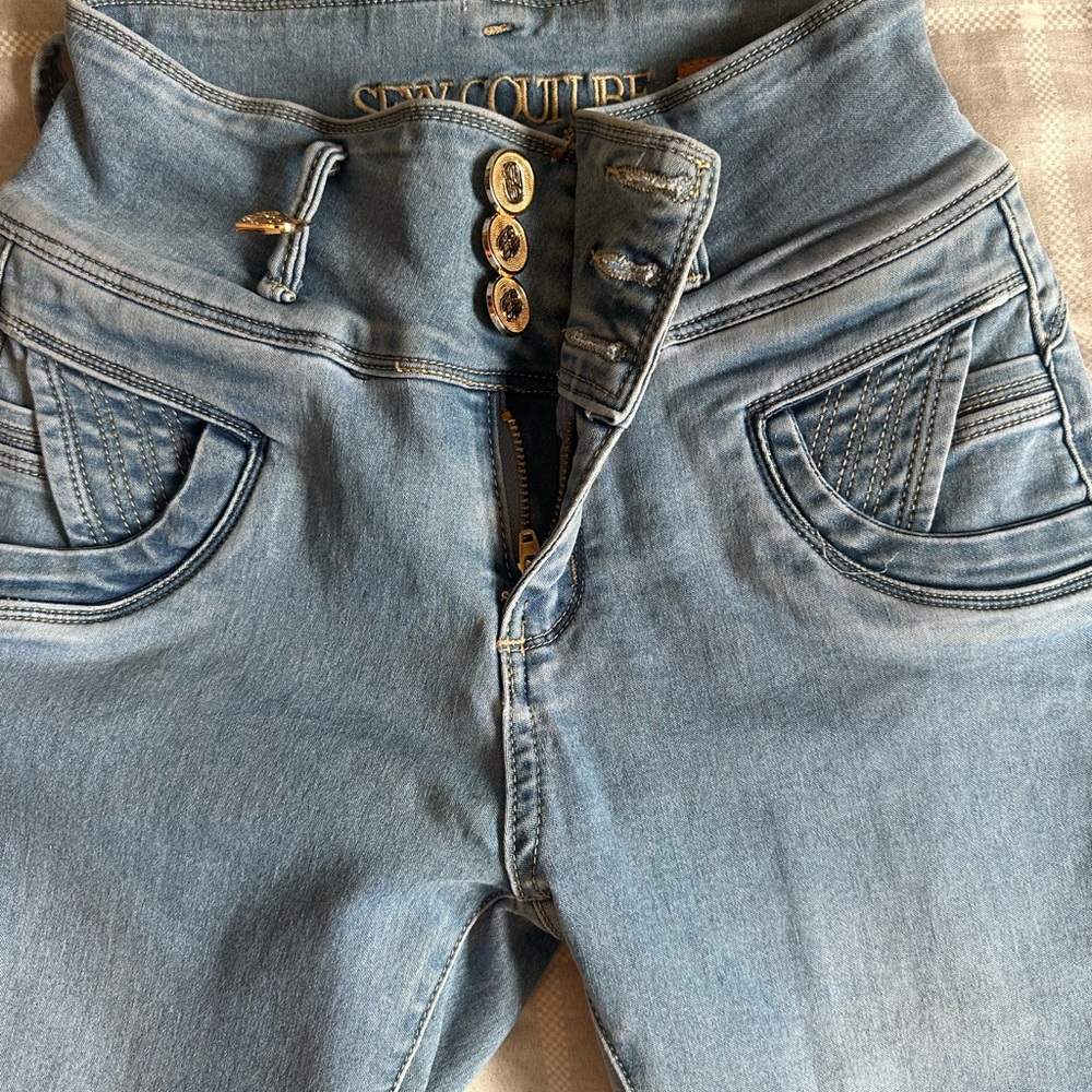 Women's Blue Jeans